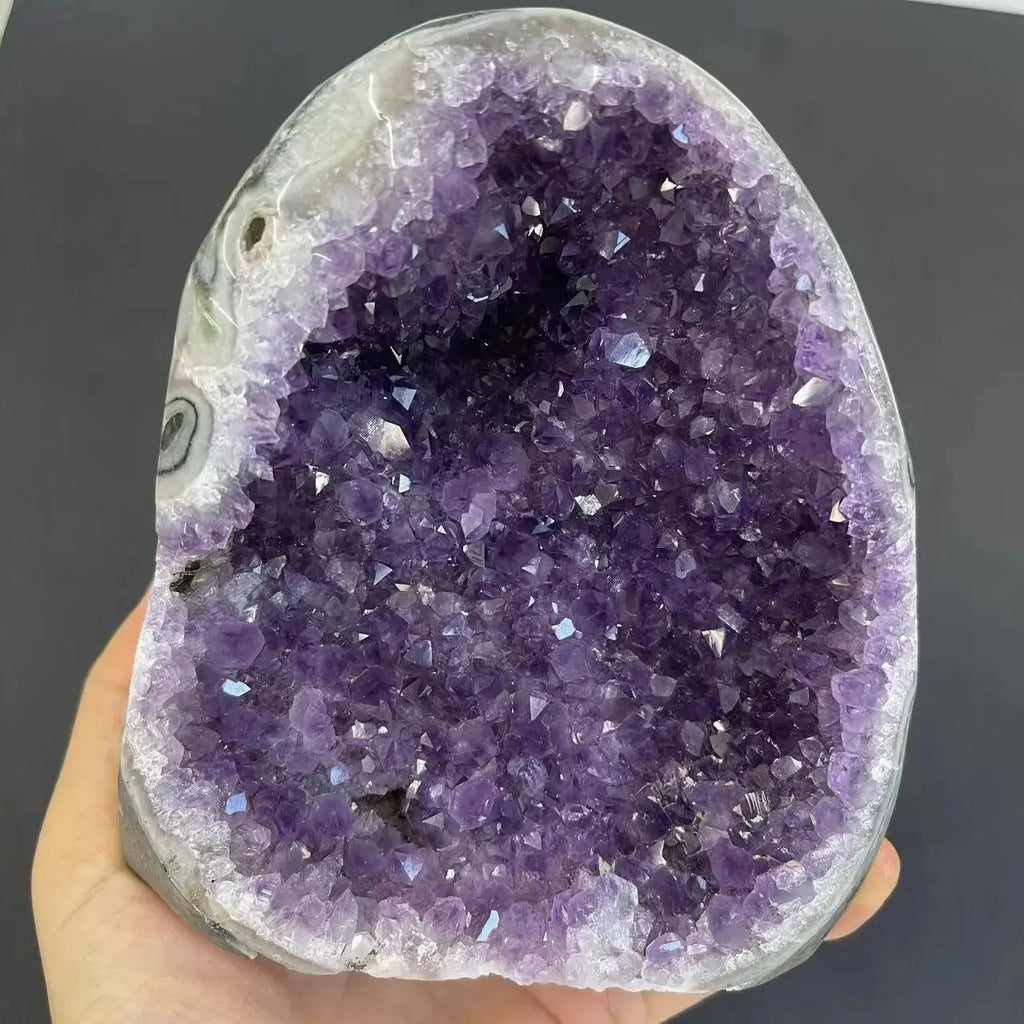 Kuroyashi Uruguay Amethyst Geode eprolo
