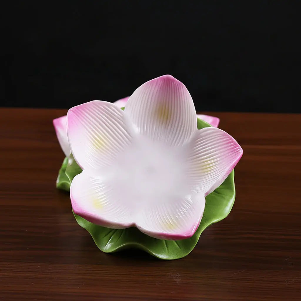 Kuroyashi Lotus Candle Holder eprolo
